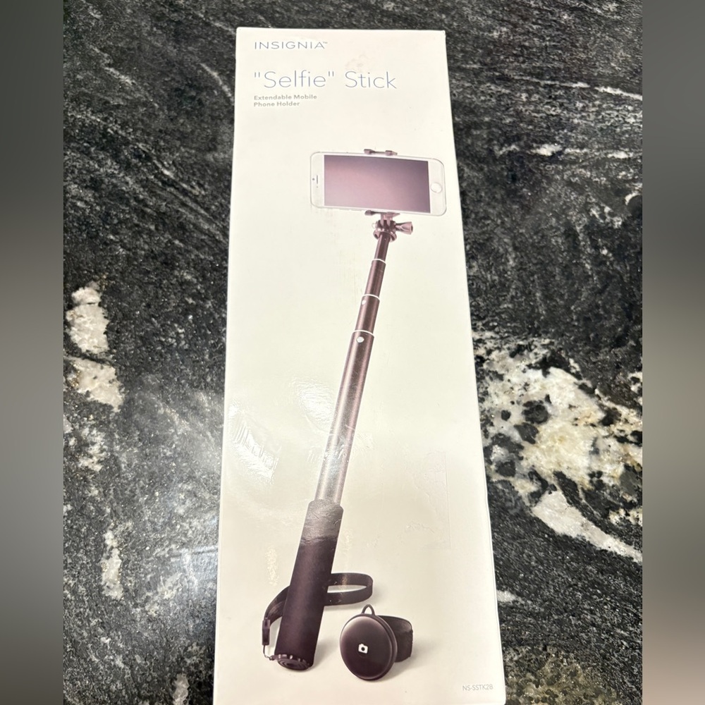 Insignia selfie stick. Expandable. NWT